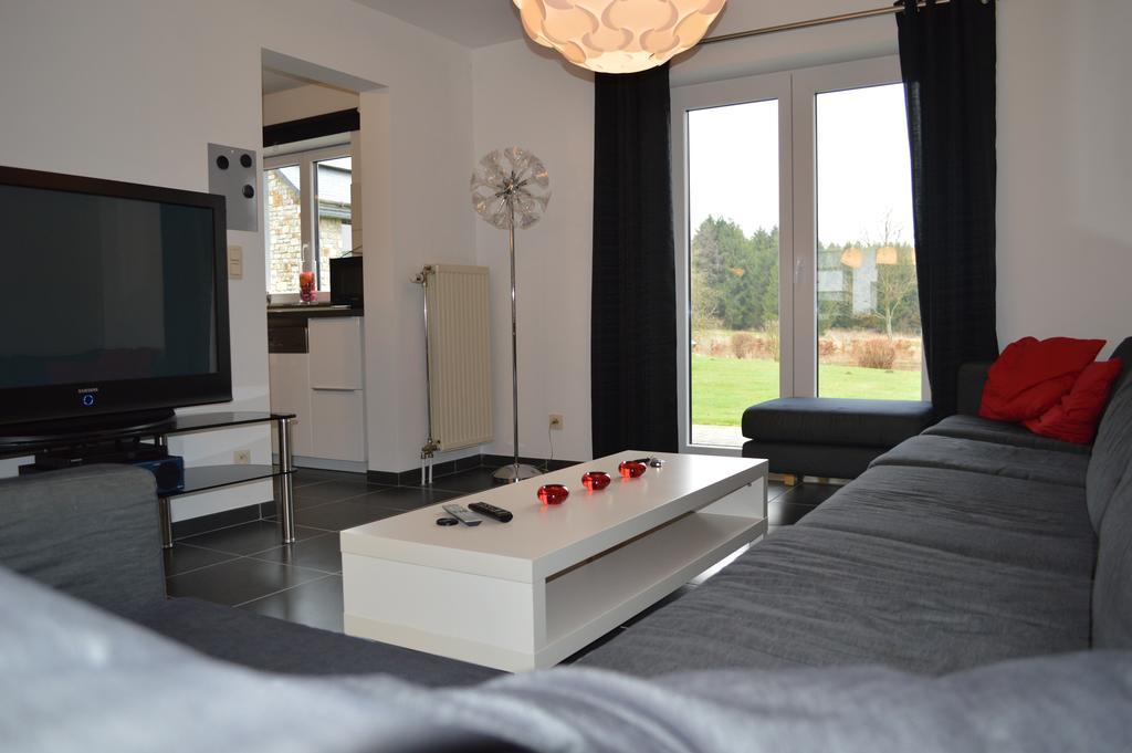 Villa Sixine House Ovifat Exterior foto